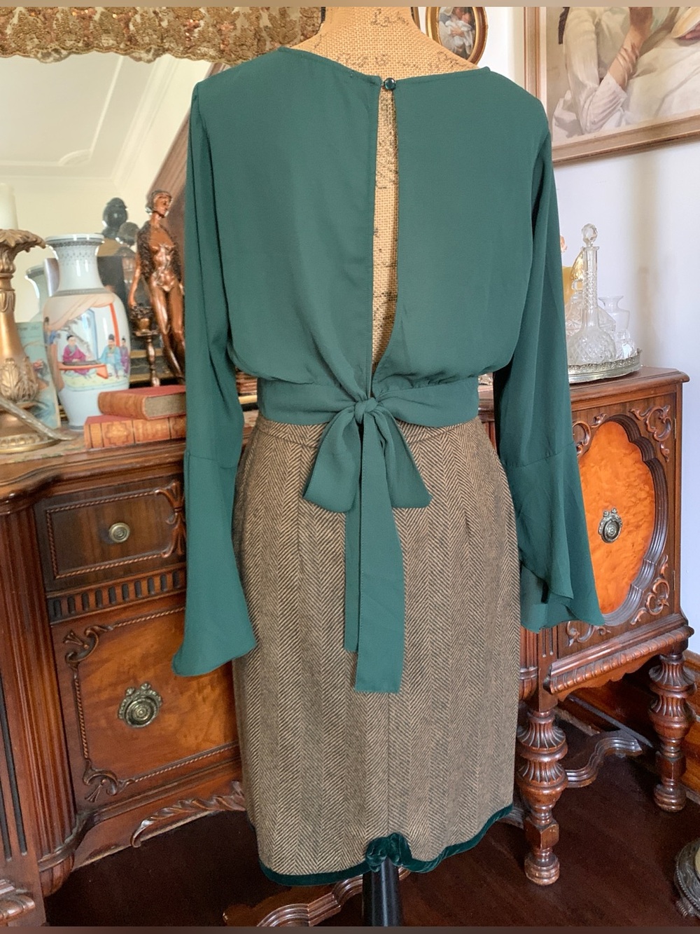 Vintage Italian Giorgio Gratti Classic Chevron Wool Skirt with Velvet Trim & Bow